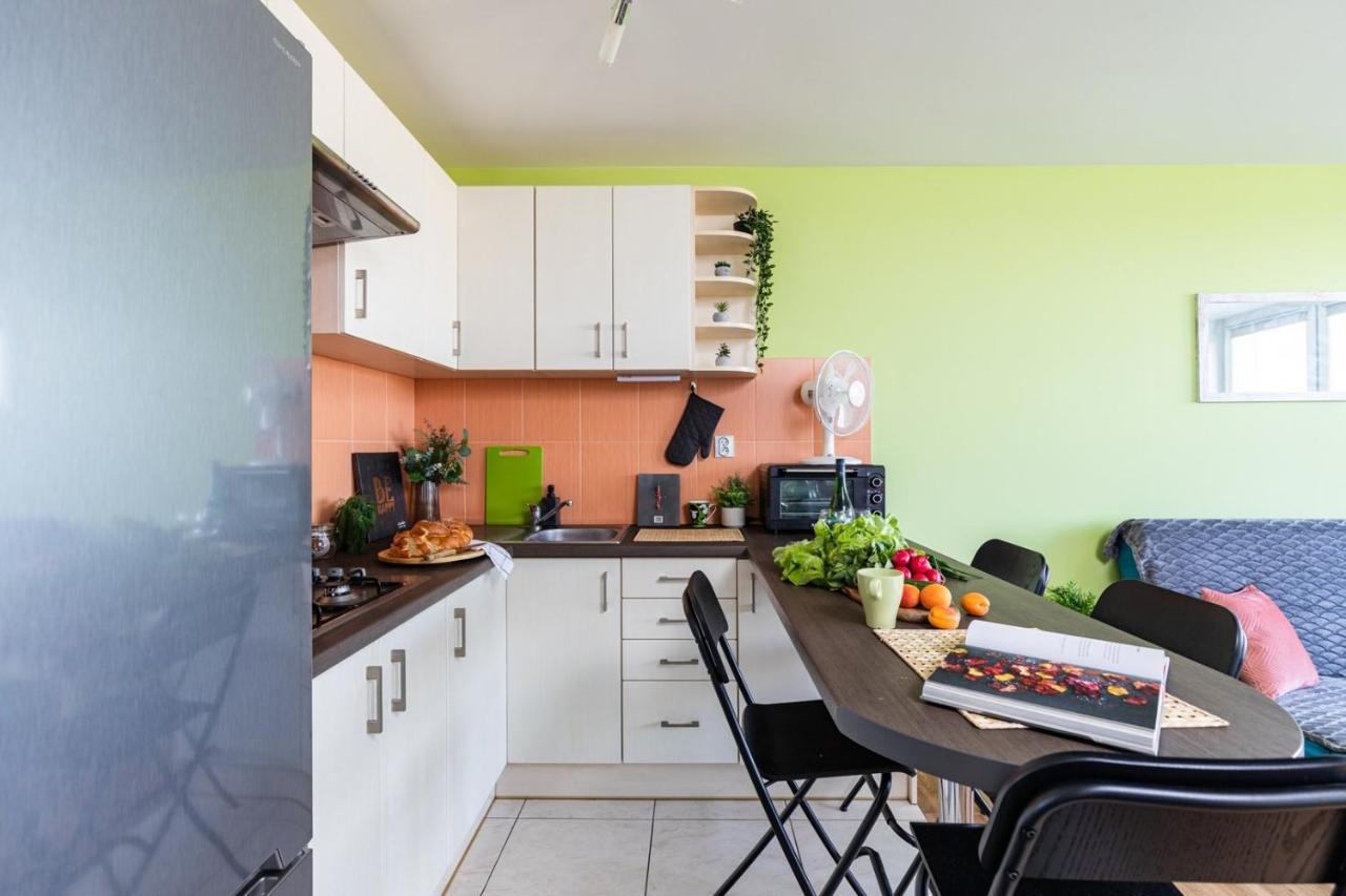 Superapart Saska 48A, Sleek 6Th-Floor Studio With Balcony & Elevator Access Varşovia Exterior foto