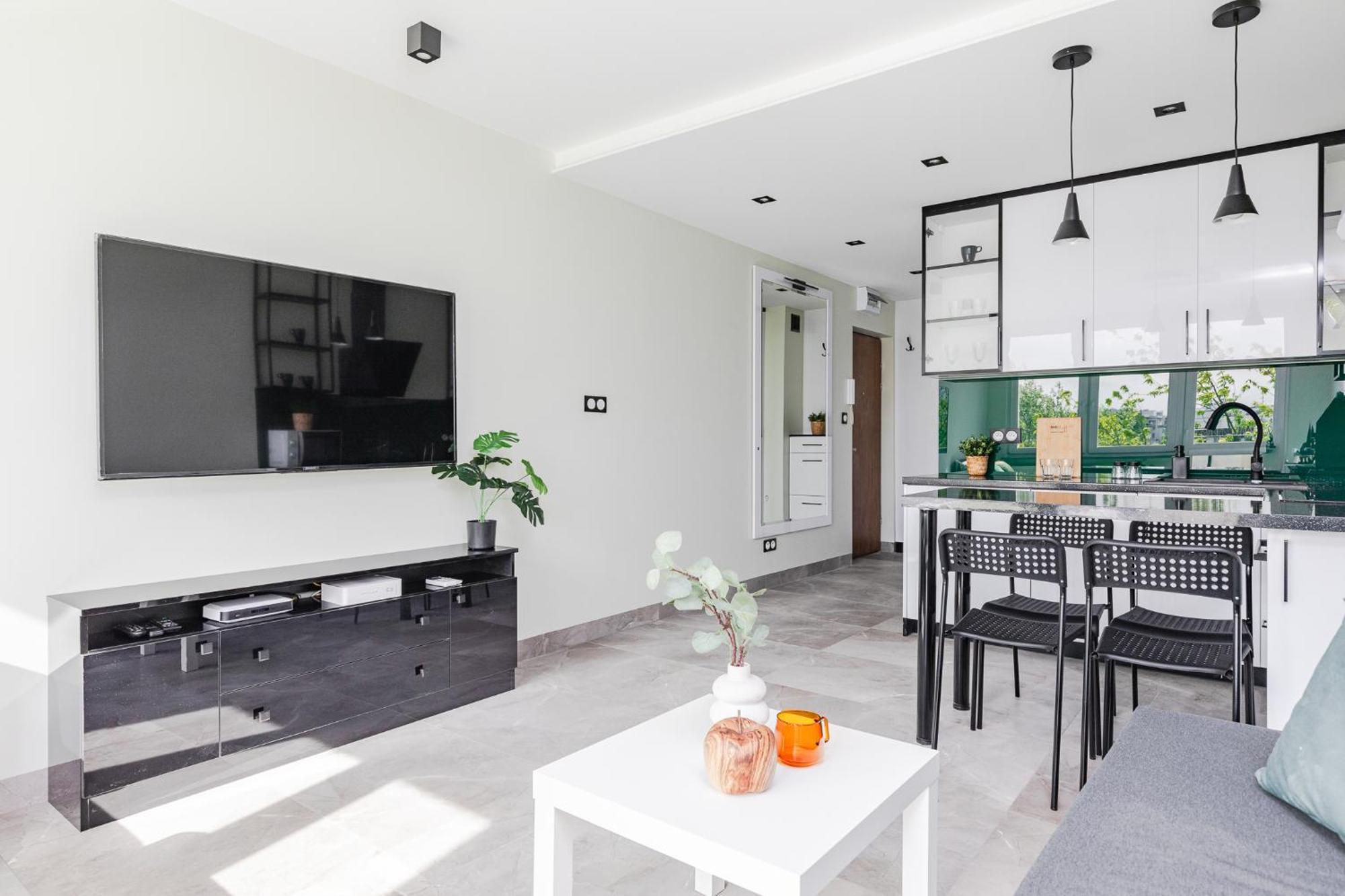 Superapart Saska 48A, Sleek 6Th-Floor Studio With Balcony & Elevator Access Varşovia Exterior foto