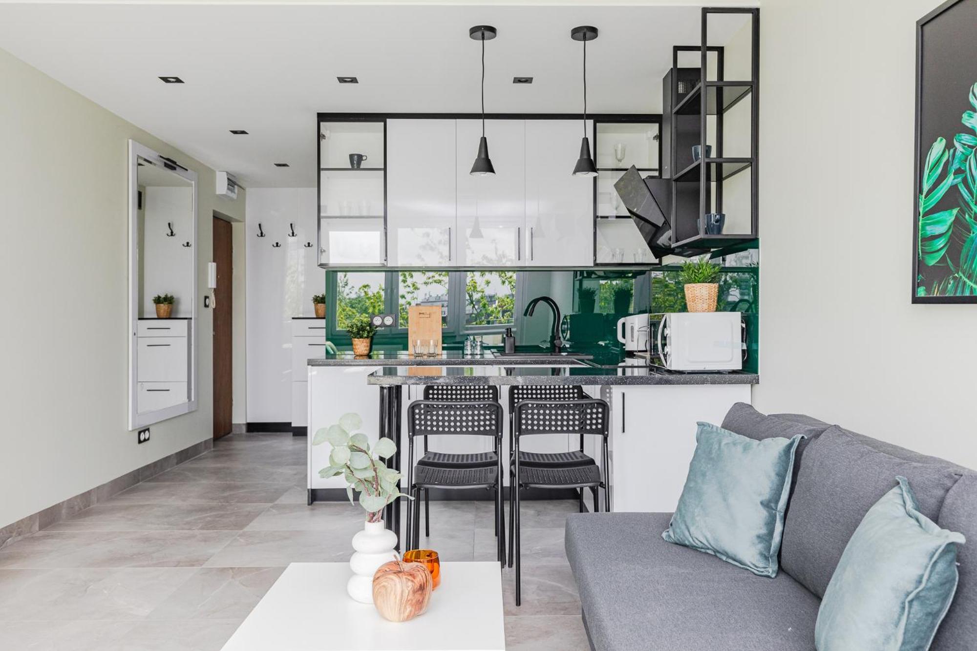 Superapart Saska 48A, Sleek 6Th-Floor Studio With Balcony & Elevator Access Varşovia Exterior foto